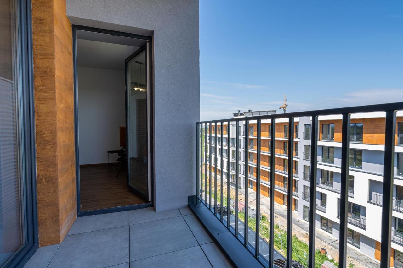 Apartament No82 Yellow Holiday Home Затор Екстериор снимка