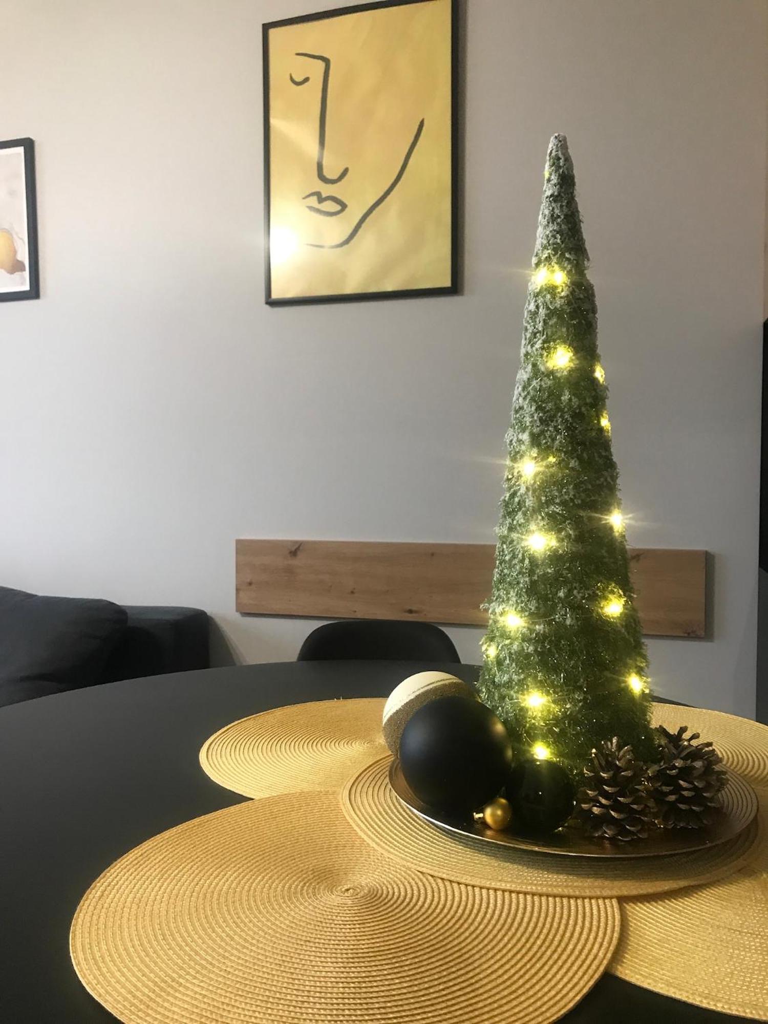 Apartament No82 Yellow Holiday Home Затор Екстериор снимка